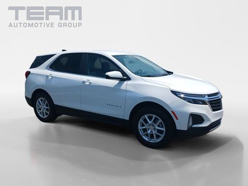 Used 2024 Chevrolet Equinox LT AWD/4WD image 1