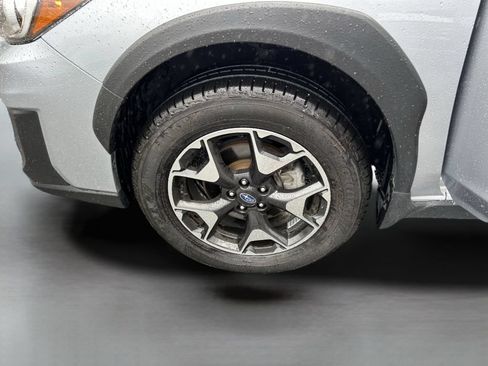 Used 2019 Subaru Crosstrek 2.0i Premium w/ Moonroof Package AWD/4WD image 35