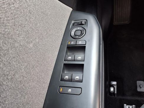Used 2025 Kia K4 EX FWD image 23