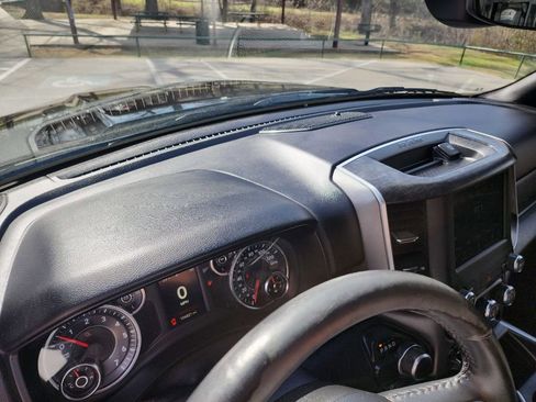 Used 2020 RAM 1500 Lone Star RWD image 25