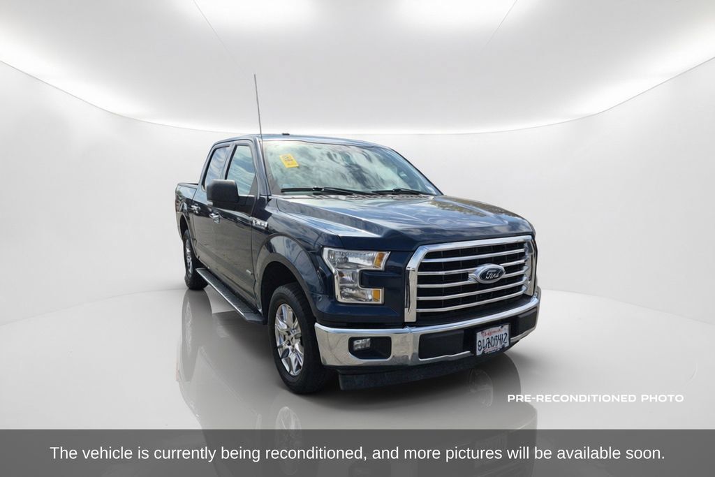 Used 2017 Ford F150 XLT w/ Equipment Group 302A Luxury RWD image 3