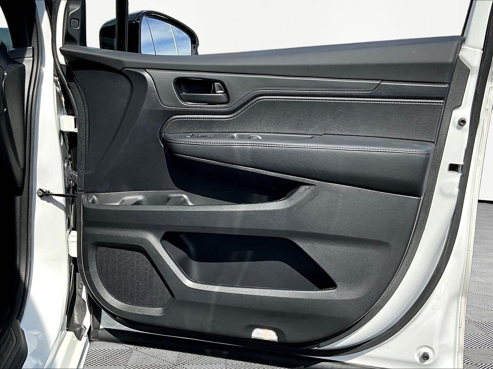 Used 2024 Honda Odyssey Sport image 29