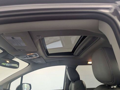 Certified 2024 Toyota Sienna XLE FWD image 16