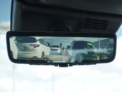 Used 2025 Toyota 4Runner Trailhunter image 33