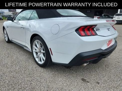 Used 2025 Ford Mustang GT Premium RWD image 6