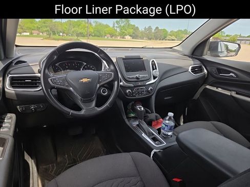 Used 2020 Chevrolet Equinox LT FWD image 13