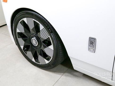 Certified 2024 Rolls-Royce Phantom Sedan RWD image 48