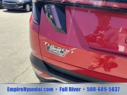 Used 2023 Hyundai Tucson SEL w/ Convenience Package AWD/4WD image 5