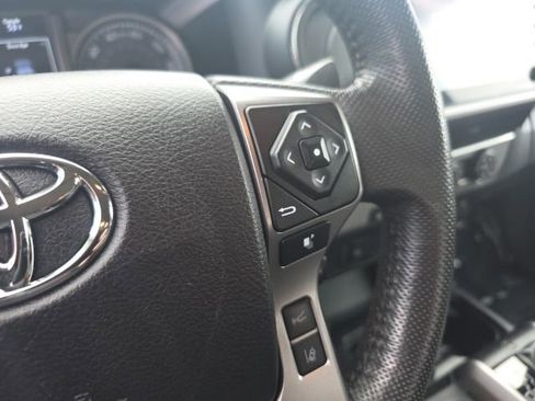 Used 2021 Toyota Tacoma SR5 image 20