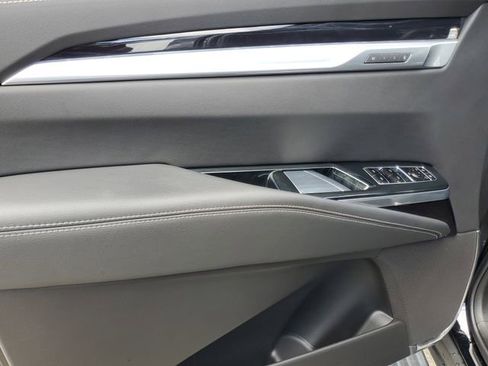 Certified 2025 Cadillac Escalade Sport image 19