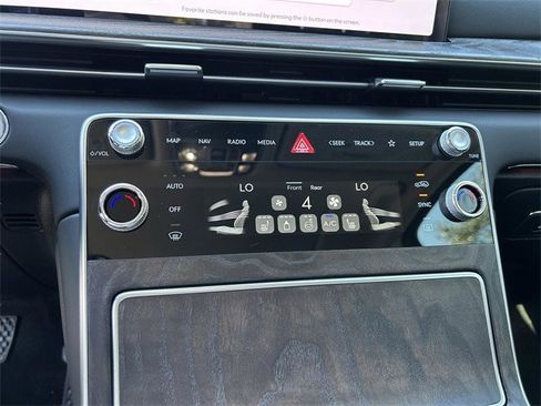 New 2026 Genesis GV80 2.5T Select image 25