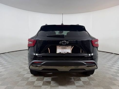 Used 2024 Chevrolet Trax ACTIV FWD image 6