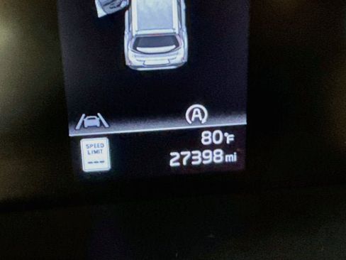 Certified 2023 Kia Soul LX FWD image 12