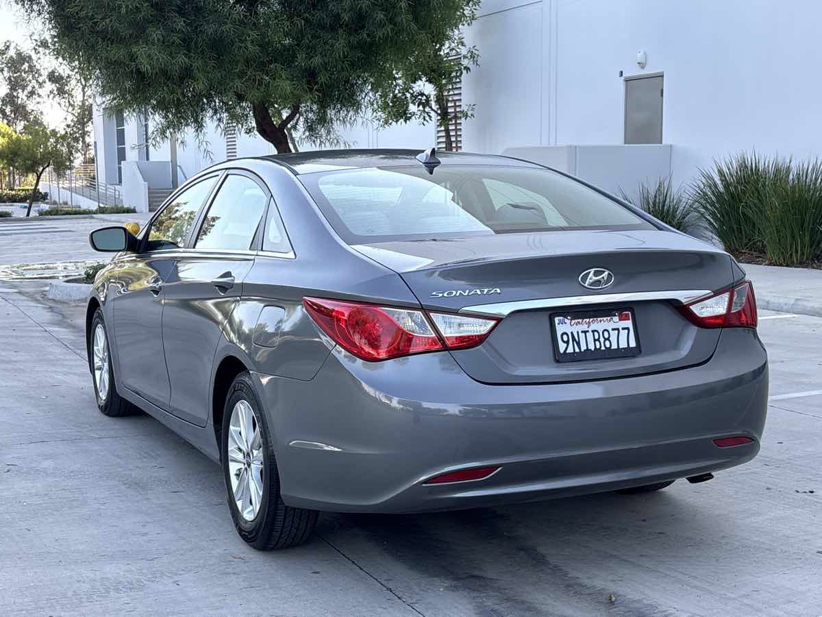 Used 2013 Hyundai Sonata GLS FWD image 5