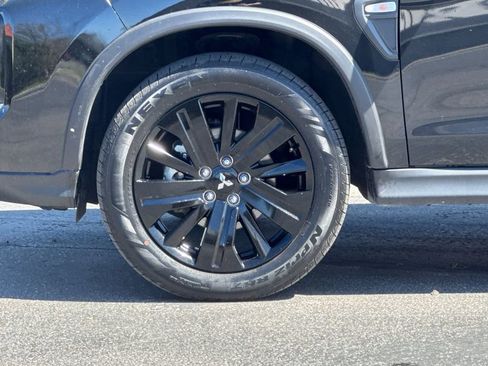 Used 2025 Mitsubishi Outlander Sport LE image 25