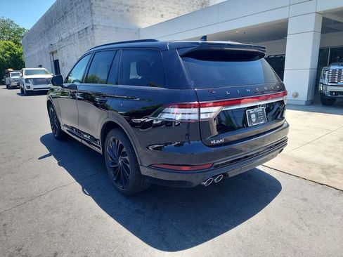 Used 2023 Lincoln Aviator Reserve w/ Equipment Group 201A AWD/4WD image 6