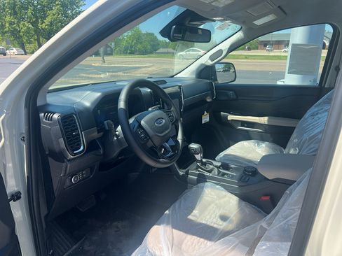 New 2026 Ford Ranger XLT w/ Equipment Group 301A High AWD/4WD image 18