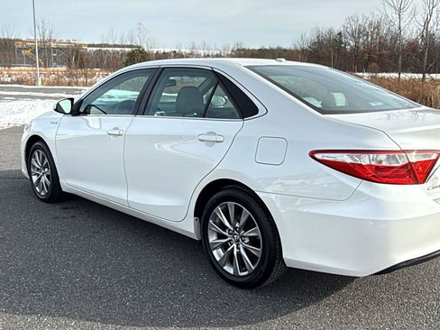 Used 2016 Toyota Camry XLE image 10