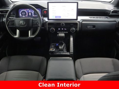 Certified 2025 Toyota Tacoma TRD Off-Road image 29