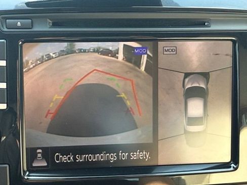 Used 2023 Nissan Maxima Platinum w/ Sport Mat Group FWD image 9