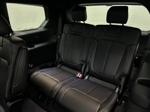 New 2026 Jeep Grand Cherokee L Limited AWD/4WD image 15