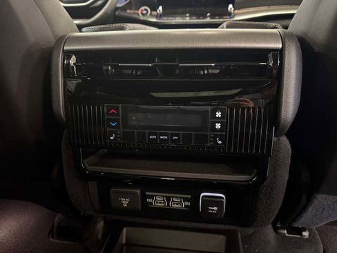 New 2025 Jeep Wagoneer Series II image 22