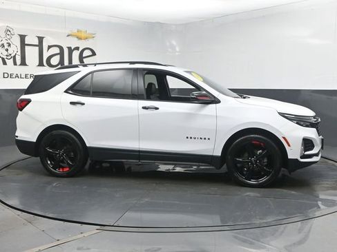 Used 2023 Chevrolet Equinox Premier FWD image 1