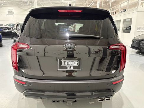 Used 2021 Kia Telluride SX w/ SX Prestige Package AWD/4WD image 6