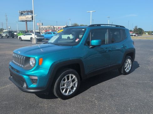 Used 2021 Jeep Renegade Latitude AWD/4WD image 3