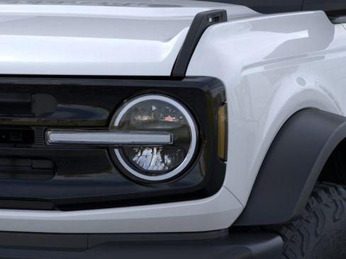 New 2025 Ford Bronco Outer Banks w/ Sasquatch Package image 20