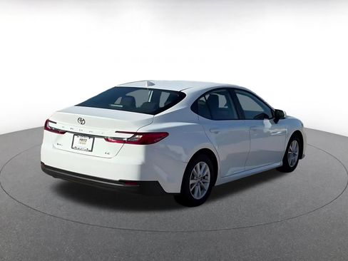 Used 2025 Toyota Camry LE FWD image 11