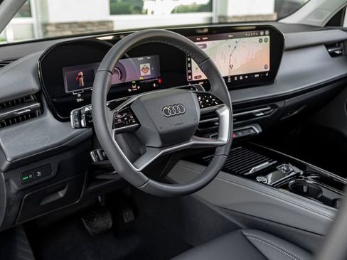 New 2026 Audi Q3 quattro 2.0T AWD/4WD image 16