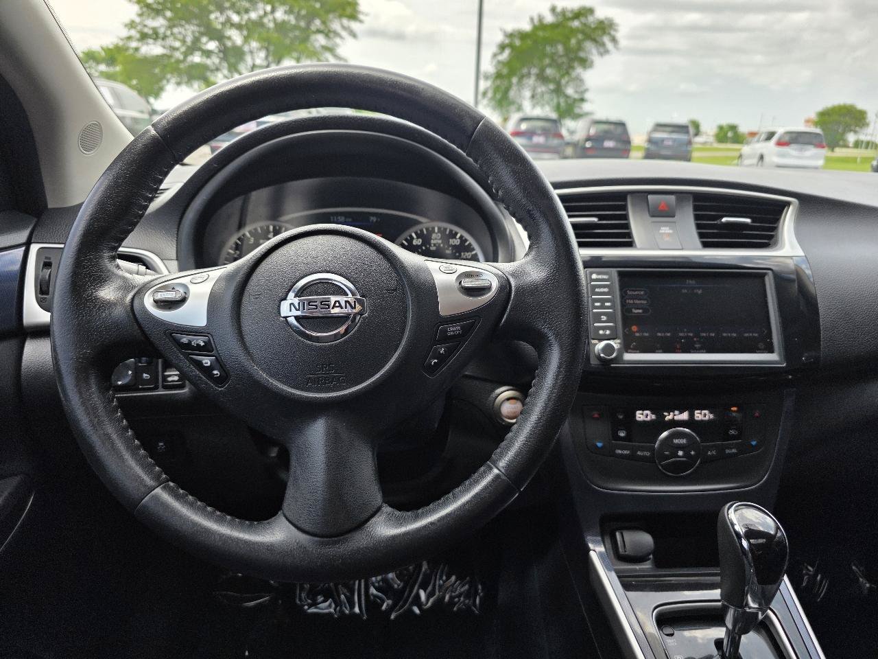Used 2019 Nissan Sentra SR Turbo FWD image 5