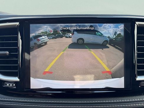 New 2026 Chrysler Pacifica Select image 19