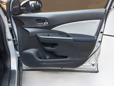 Used 2016 Honda CR-V EX image 31