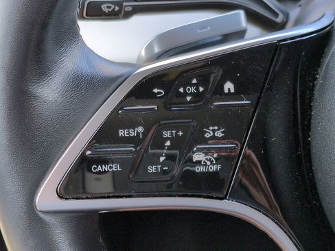 Used 2025 Mercedes-Benz GLE 350 4MATIC image 27