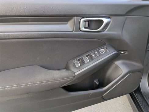 Used 2025 Honda Civic Sport image 15