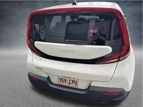 Used 2022 Kia Soul LX FWD image 45
