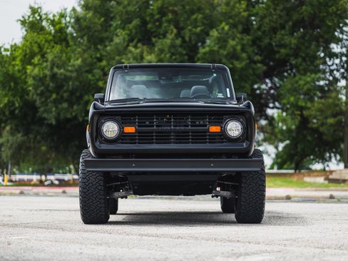 Used 2024 Ford Bronco Black Diamond AWD/4WD image 13