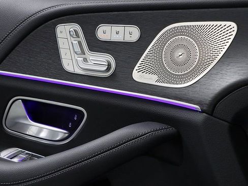 Certified 2025 Mercedes-Benz GLE 450 4MATIC image 27