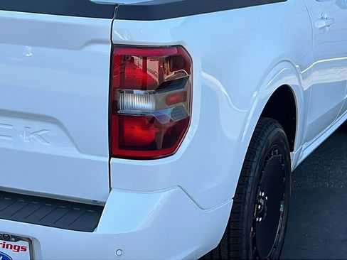 New 2025 Ford Maverick Lobo image 9