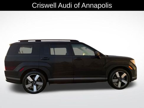 Used 2025 Hyundai Santa Fe Limited image 7