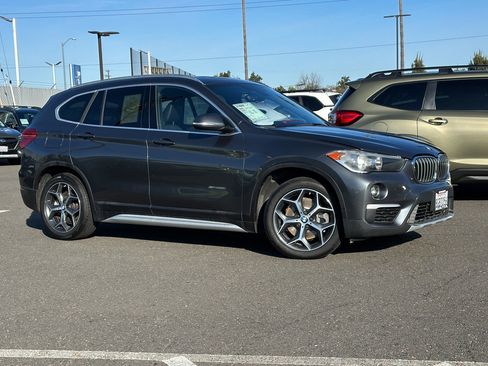 Used 2018 BMW X1 xDrive28i image 2