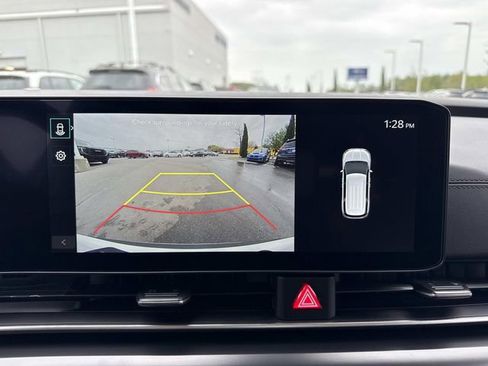 New 2026 Kia Carnival LX image 22