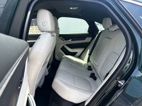 Used 2021 Jaguar XF R-Dynamic SE AWD/4WD image 9