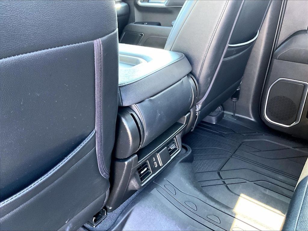 Used 2022 Chevrolet Silverado 1500 RST w/ Protection Package AWD/4WD image 26