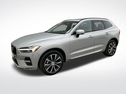 Certified 2022 Volvo XC60 B5 Momentum w/ Advanced Package