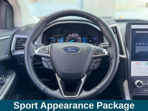 Used 2024 Ford Edge SEL w/ Sport Appearance Package image 8