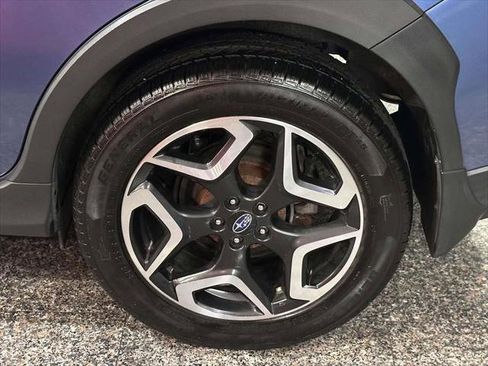 Used 2019 Subaru Crosstrek 2.0i Limited w/ Moonroof Package w/Navigation AWD/4WD image 9