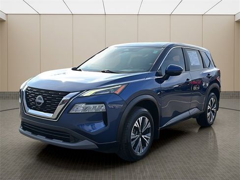 Used 2023 Nissan Rogue SV image 1